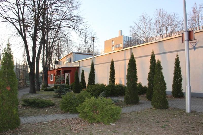 Teke Bowling Centrum Es Sport Panzio Szeged Exterior foto
